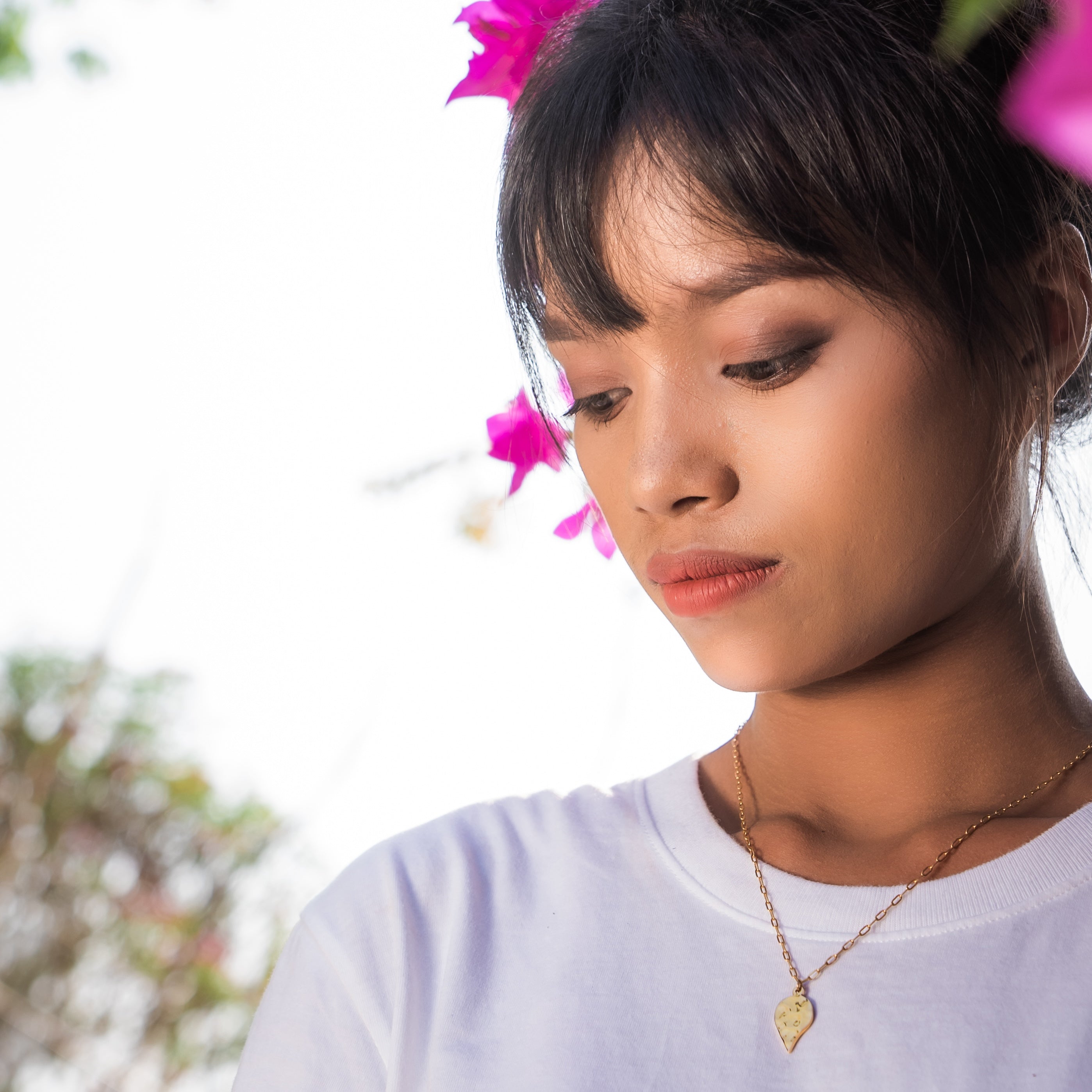 Resilience Leaf Necklace - Gold