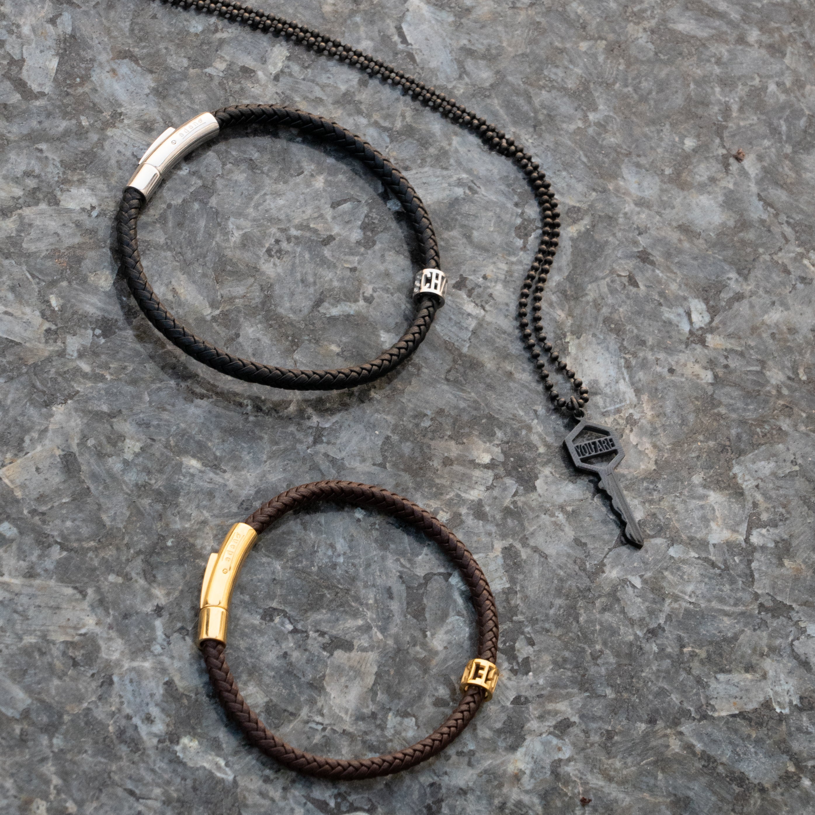 Be Change Men's Leather Bracelet